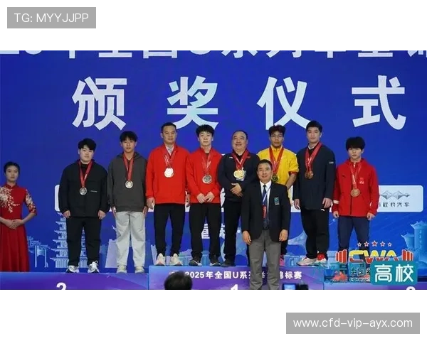 举重训练营与高校共建运动康复实验室，体校举重训练